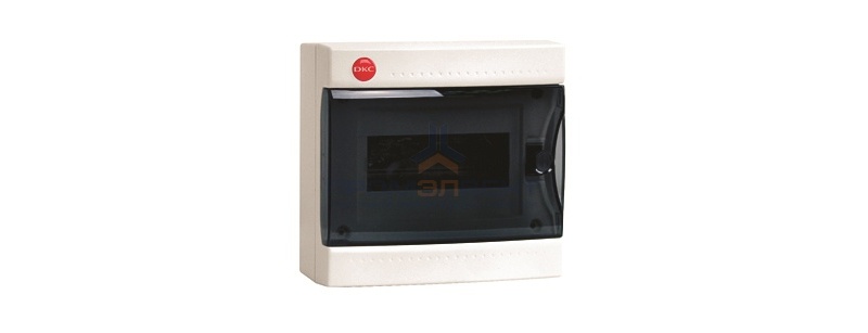 Щиток настенный DKC на 8 модулей IP41 белый с прозрачной дверцей с клеммником 87508 и замком